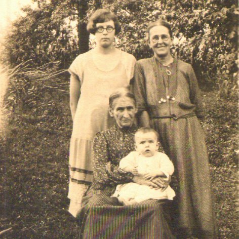 Picture of four generations of Miller, Stewart, Bartholomew